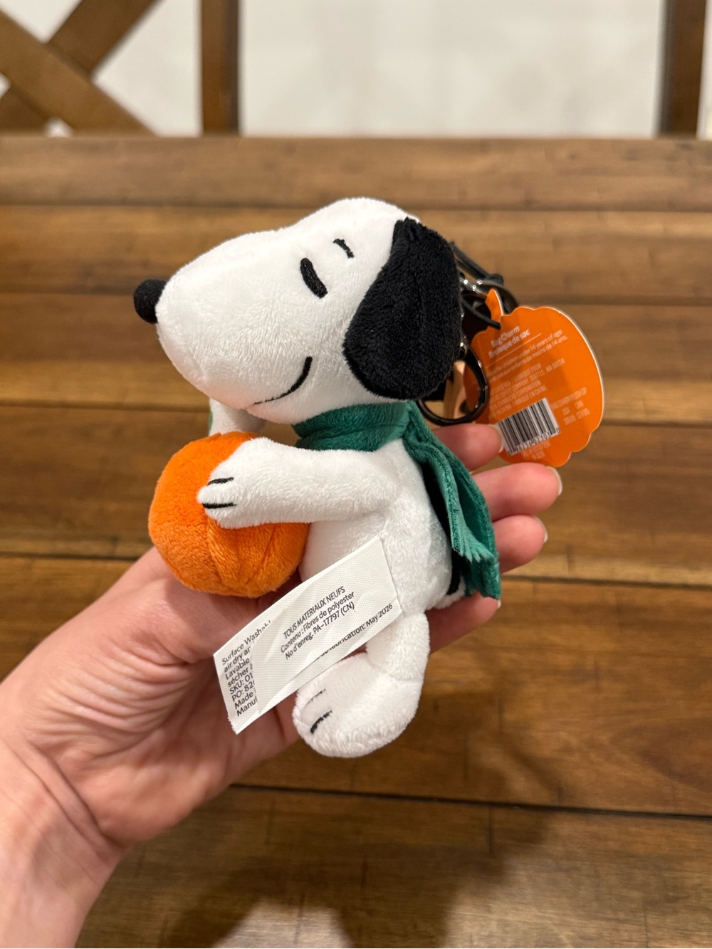 2026 STARBUCKS X PEANUTS SNOOPY BAG CHARM - Picture 4 of 6